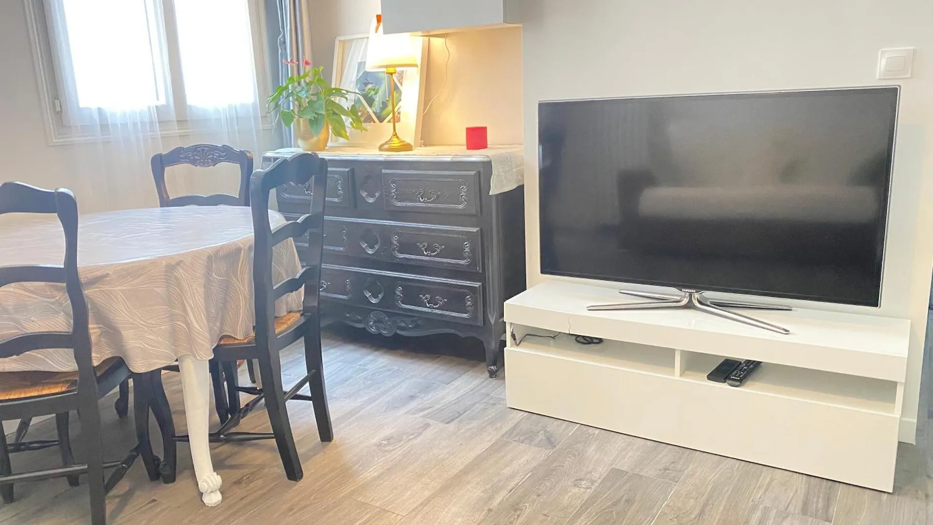 Chic 2 Bedrooms Phantheon Notre Dame *